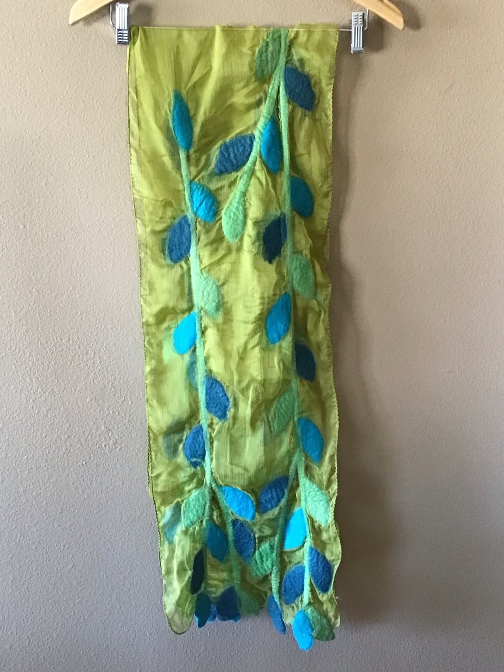 Handmade Green Silk Chiffon and Wool Lightweight Spring Summer Scarf